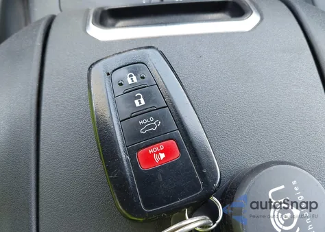 2021 Toyota Highlander Xle from USA, damaged, VIN 5TDGZRAH9MS040657